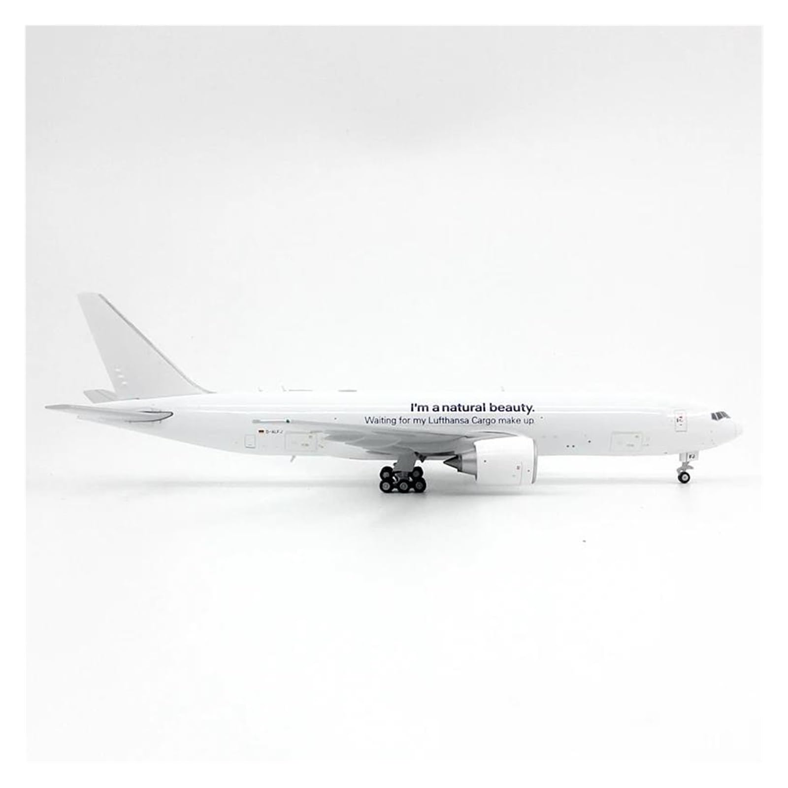 Amazon.co.jp: 飛行機模型飛行機おもちゃの飛行機模型 ルフトハンザ